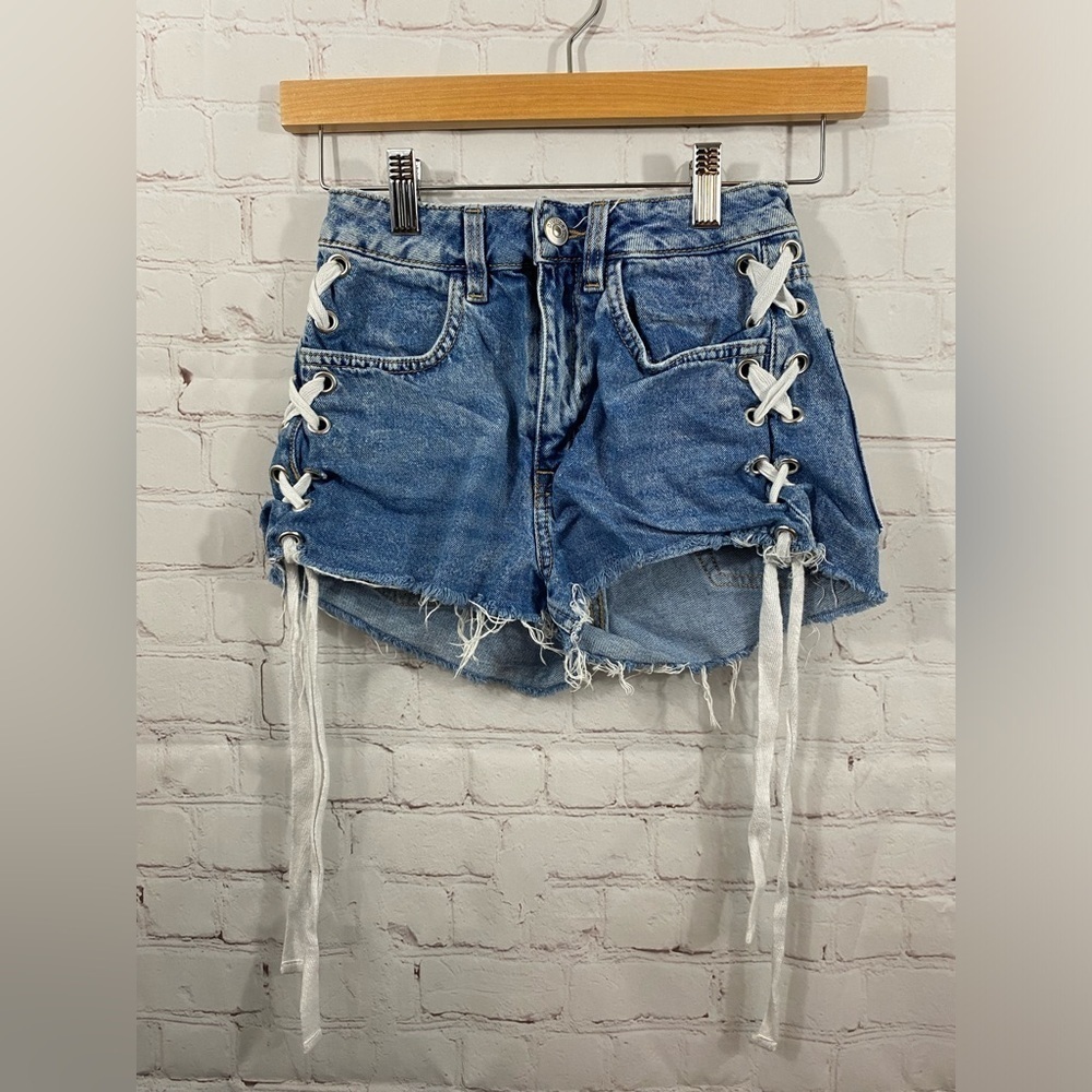 Divided Festival Denim Shorts Womens Size 2 Light Wash Distressed Lace Up Booty